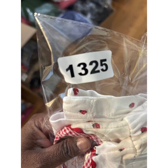 Celebrity Kids Baby Girls Ladybug Dress Size 12M With Gingham Trim & Pockets - Picture 8 of 8